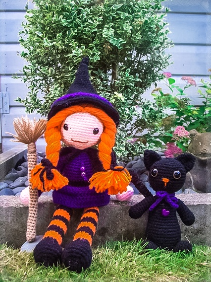 amigurumi petite sorcière