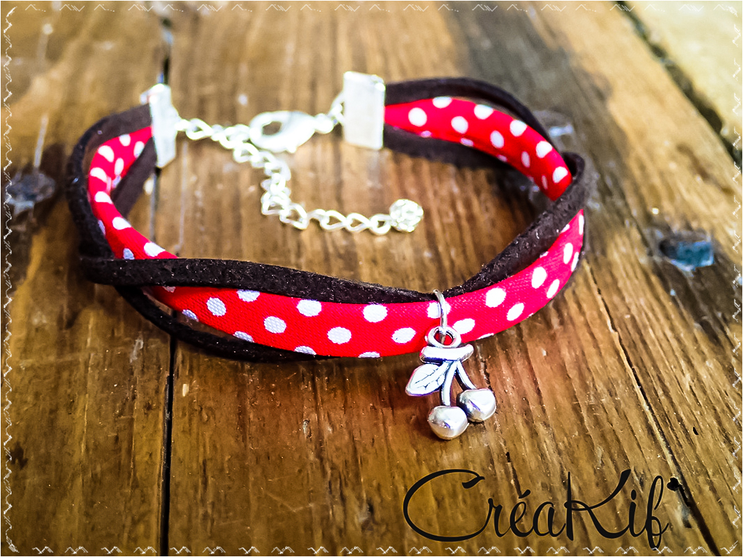 bracelet cerise