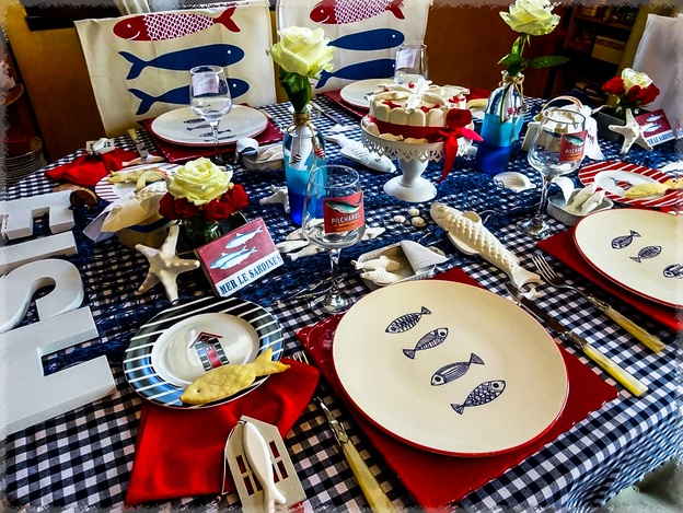 Table décorative de Dom pour l'été